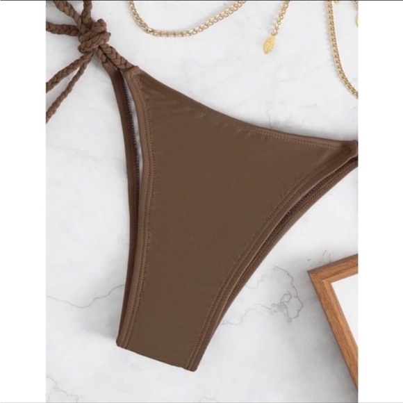 SHEIN Bikini Bundle - Picture 3 of 7